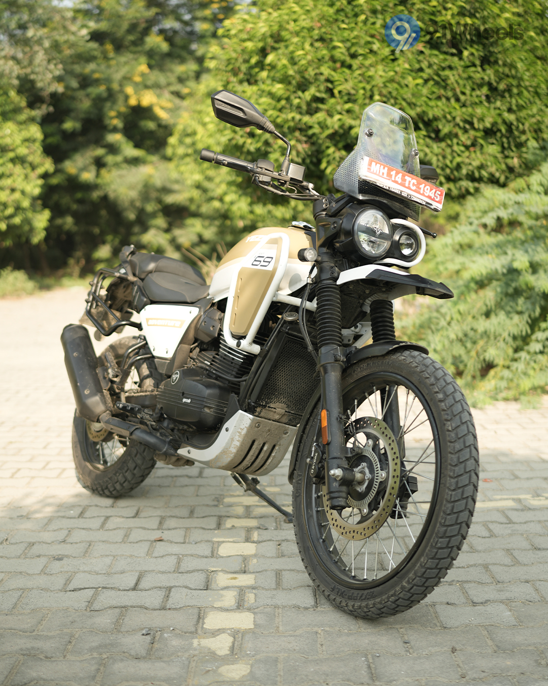 Yezdi Adventure image