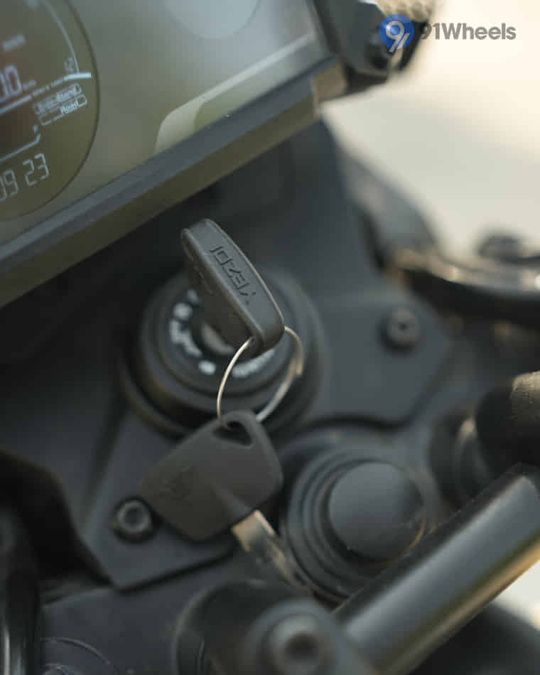 Handlebar & Console Area - 6 Handlebar & Console Area - 6