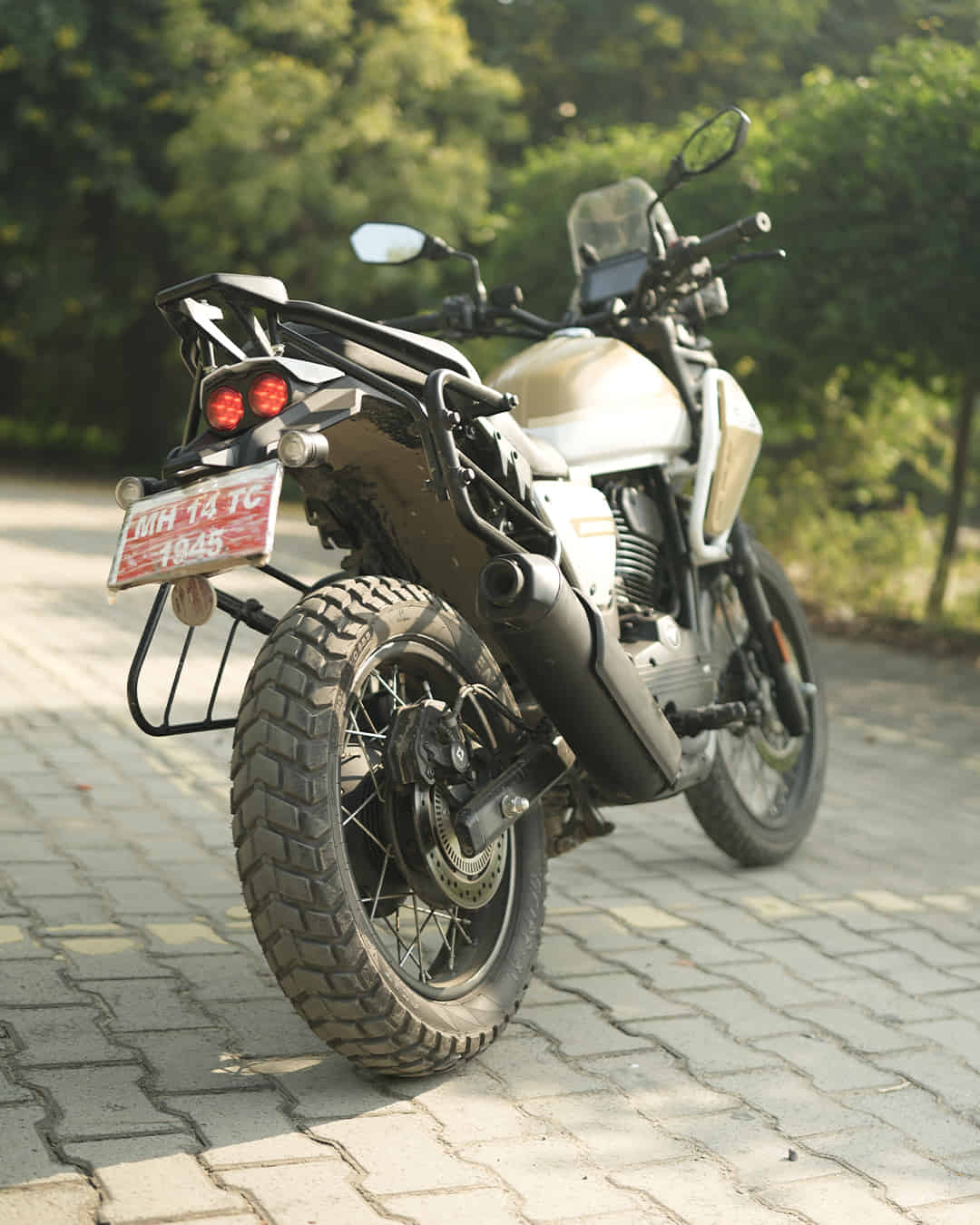 Right Rear Three Quarter Right Rear Three Quarter