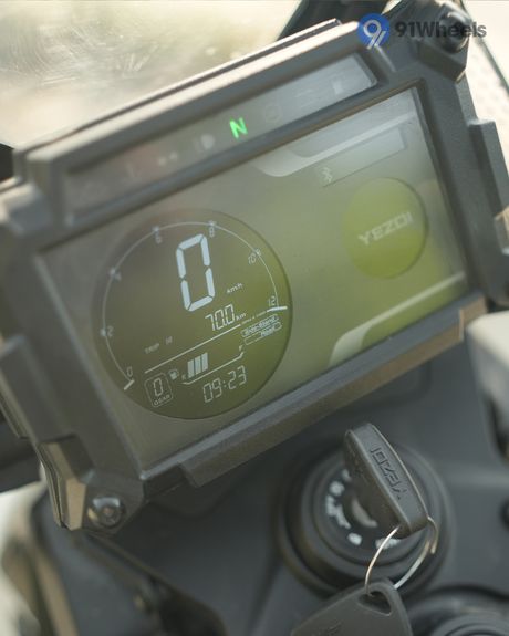 Adventure TFT / Instrument Cluster
