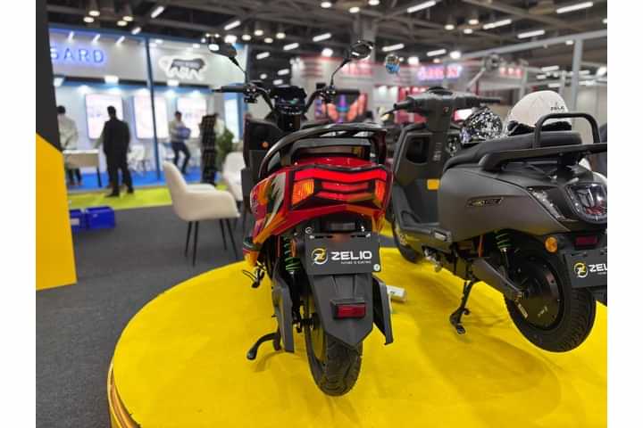 Zelio X-MEN 2.0 Rear View Zelio X-MEN 2.0 Rear View