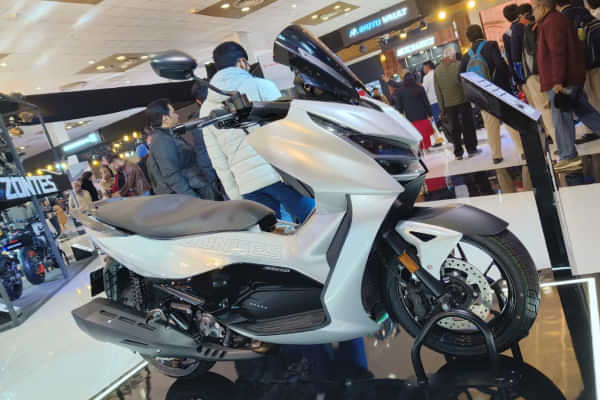 Zontes 350D Side Profile LR