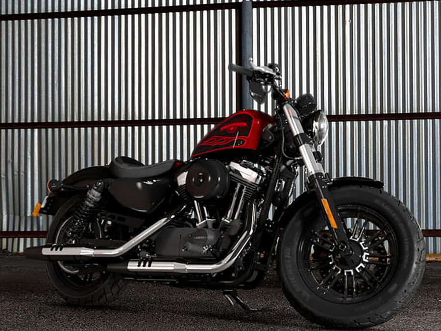 Harley-Davidson Forty Eight Right Front Three Quarter