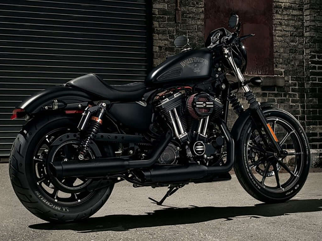 Harley-Davidson Iron 883 Side Profile LR