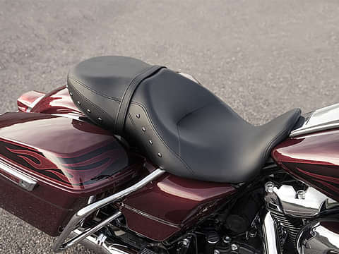 Harley-Davidson Road King Seat