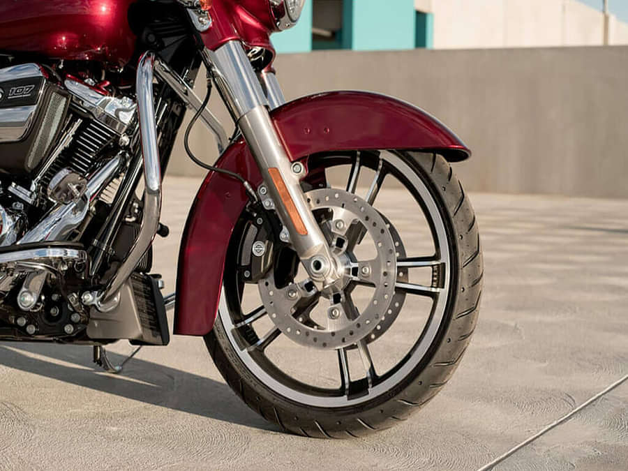 Harley-Davidson Street Glide Special Front Suspension