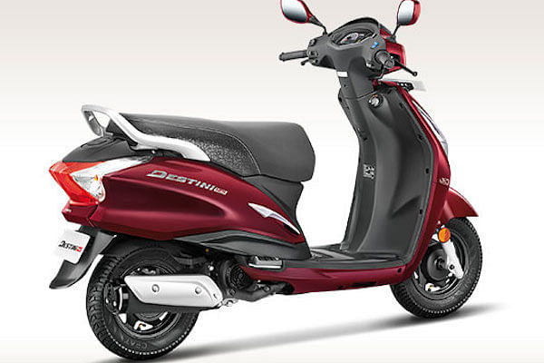 Hero destini 125 hot sale on road price