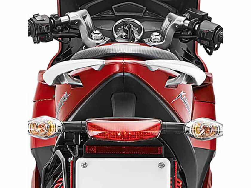 Hero Karizma ZMR 2015 -2016 image Hero Karizma ZMR 2015 -2016 image