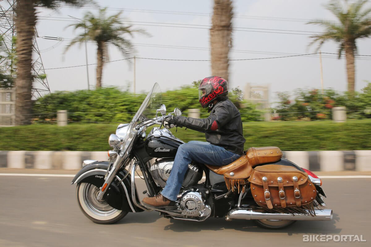Indian Motorcycle Indian Chief Vintage Moving shot