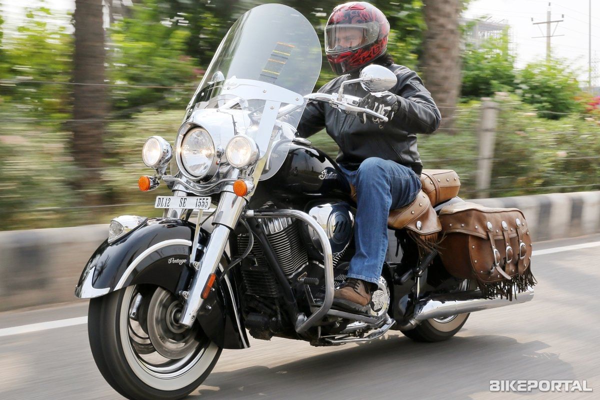 Indian Motorcycle Indian Chief Vintage Moving shot