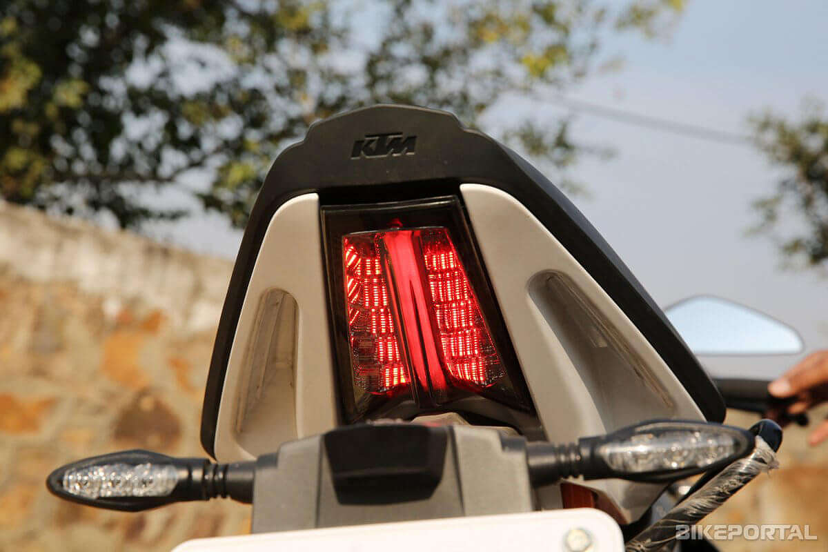 KTM RC 200 2020 Tail Light