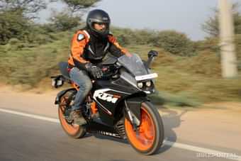 KTM RC 200 2020-2022 Moving shot KTM RC 200 2020-2022 Moving shot