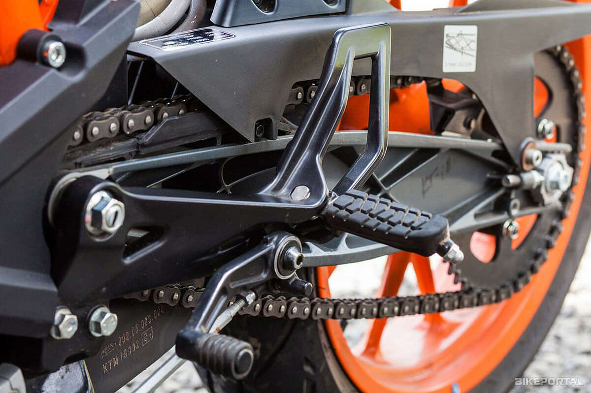 KTM RC 390 2020-2022 Foot pegs