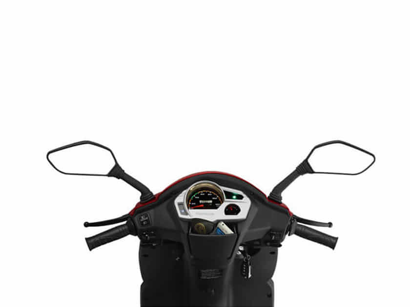 Mahindra Gusto image