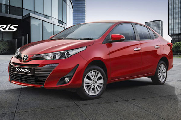 Toyota Yaris Price in New Delhi, Offers, Ex - Showroom Price