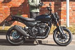 Triumph Bajaj Scrambler 350