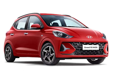What is the ground clearance of Hyundai Grand i10 Nios?