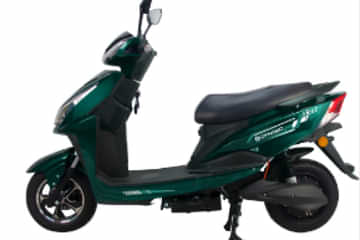 Dynamo RX1 STD Scooters