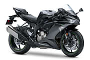 Kawasaki Ninja ZX 6R BS6 bike