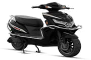 Komaki SE X4 scooter
