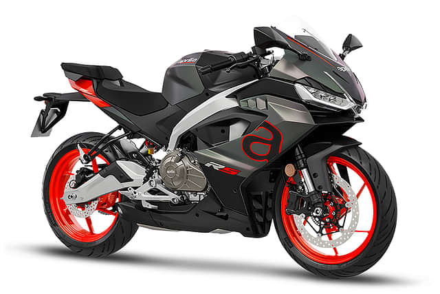 Aprilia Tuono 457