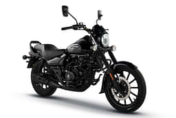 Bajaj Avenger Street 220