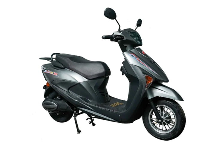 Avon E Scoot 504