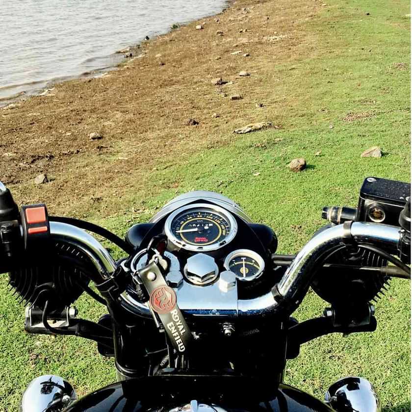 Royal Enfield Bullet 350 BS4 image Royal Enfield Bullet 350 BS4 image