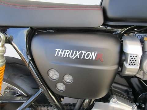 Triumph Thruxton R Images