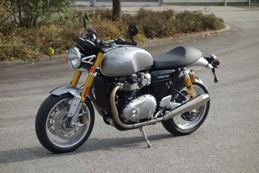 Triumph Thruxton R 2020-2023 image