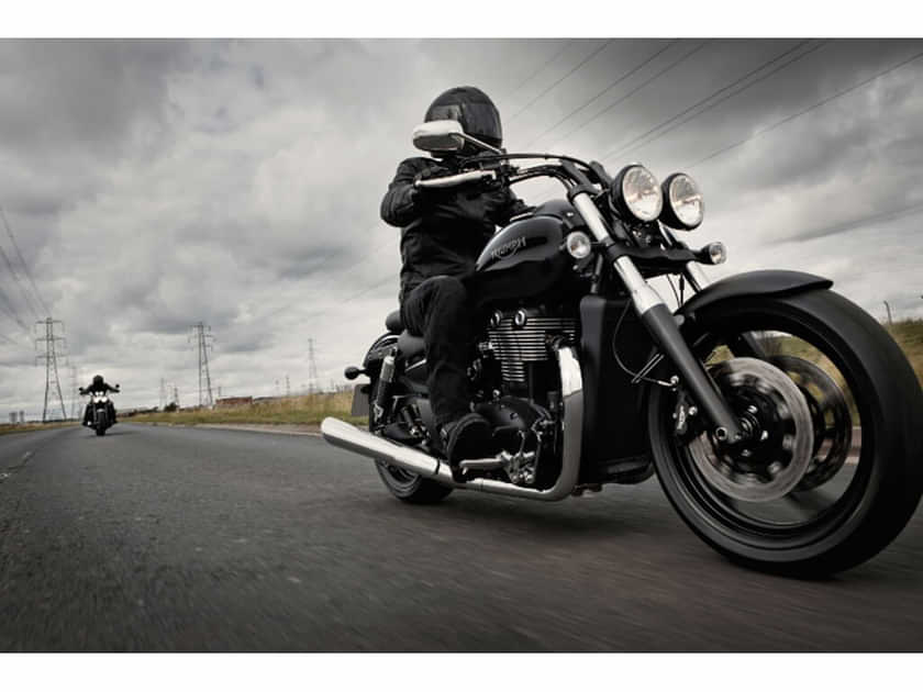 Triumph Thunderbird Storm 2020-2023 image