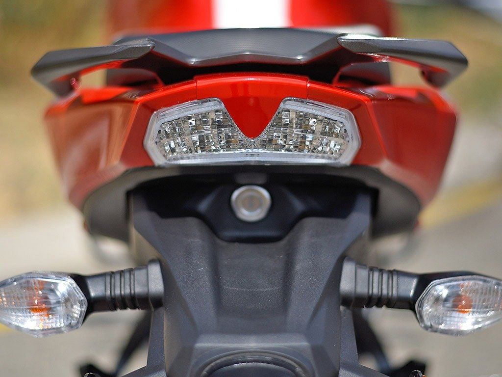 New tvs deals apache rtr 220