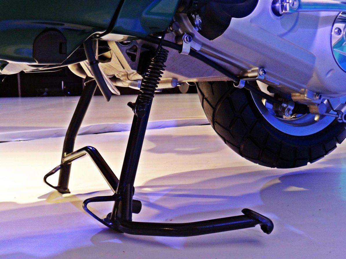 Vespa VXL 150 Main stand