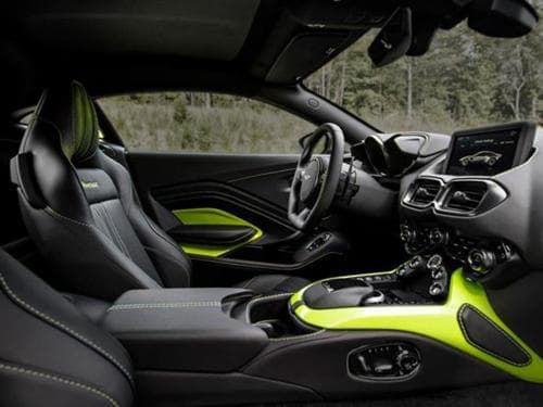 Aston Martin Vantage Dashboard