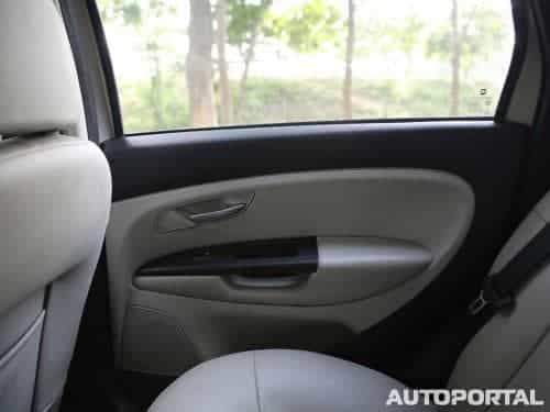 Fiat Linea 2014-2019 image Fiat Linea 2014-2019 image