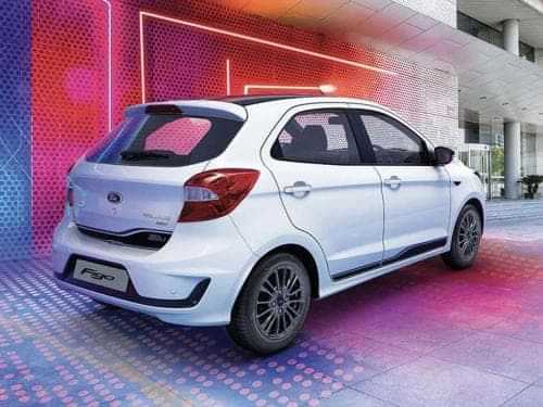 Ford Figo 2015-2018 Rear Profile
