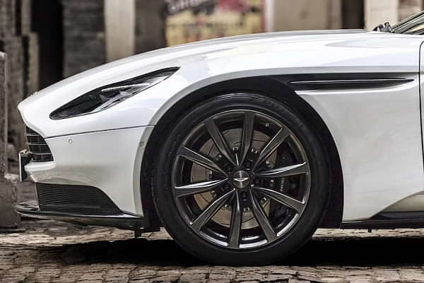 Aston Martin DB 11 Wheels