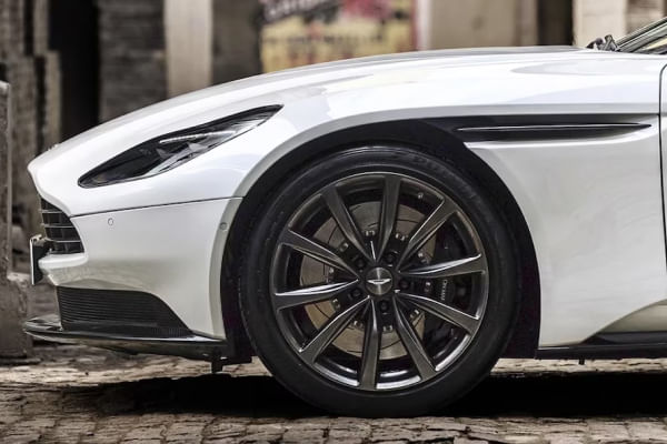 Aston Martin DB 11 2020-2024 Wheels