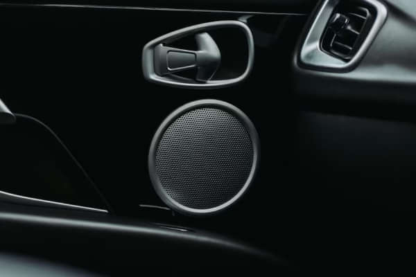 Aston Martin DB 11 2020-2024 Speakers
