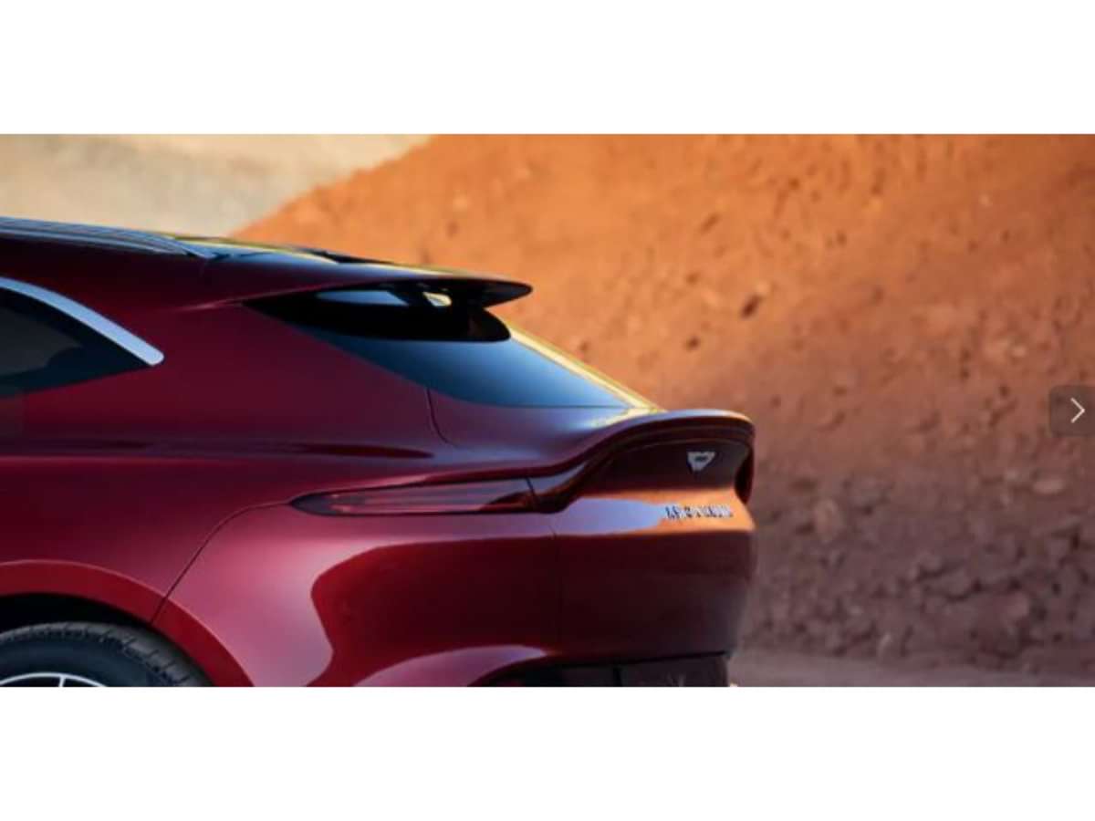 Aston Martin DBX Rear Spoiler