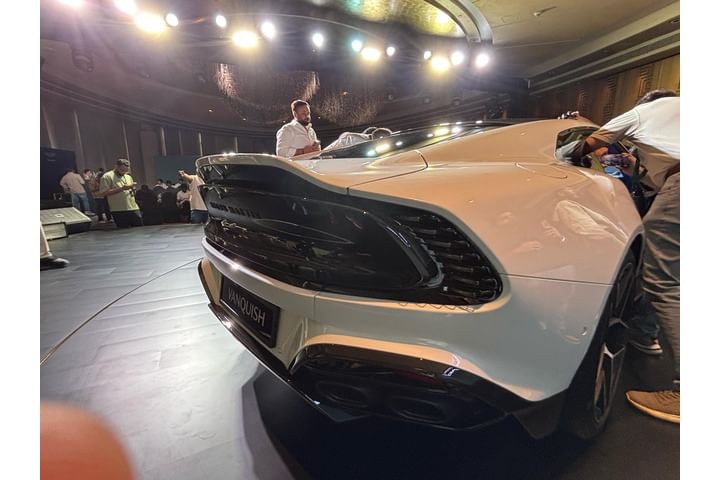 Aston Martin Vanquish Tail Light/Tail Lamp