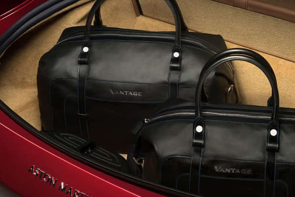 Aston Martin Vantage Open Boot/Trunk
