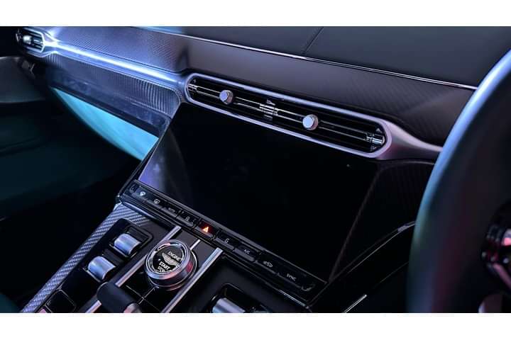 Aston Martin Vantage Infotainment System