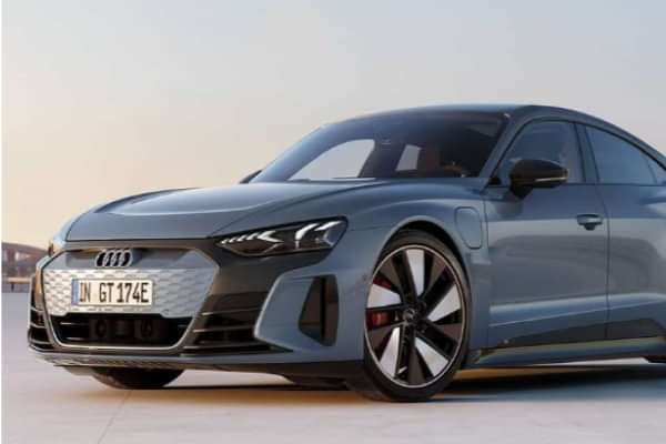 Audi E-Tron GT 2021-2025 Left Front Three Quarter