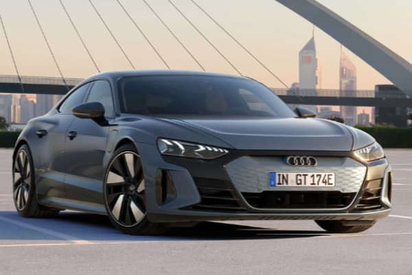 Audi E-Tron GT 2021-2025 Right Front Three Quarter