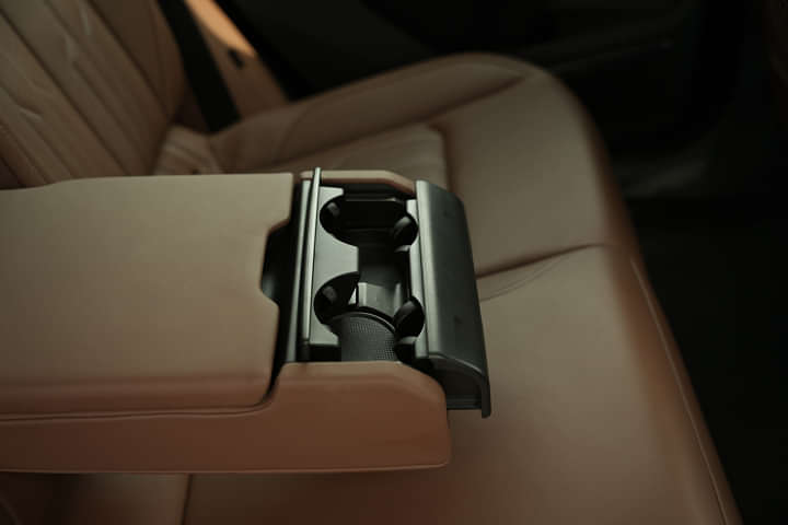 Audi e-tron Rear Cup Holders