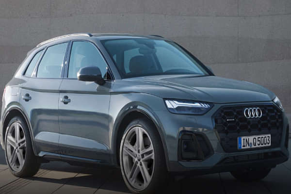 Audi Q5 Right Front Three Quarter