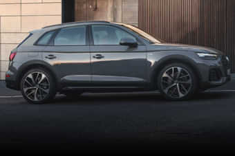Audi Q5 Right Side View Audi Q5 Right Side View