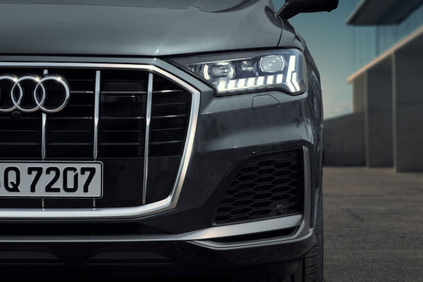 Audi Q7 Headlight Audi Q7 Headlight