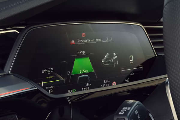 Audi Q8 e-tron Instrument Cluster